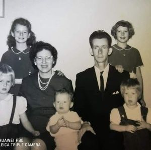 Meet your Posher, Johnny